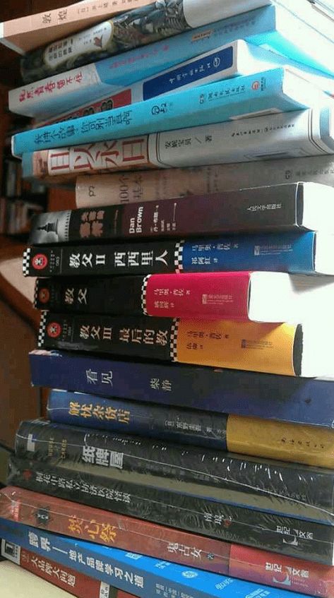 整理閑置日用品，傳遞愛心在義賣